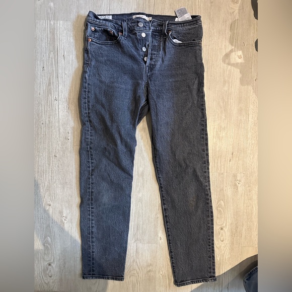 Levi’s Wedgie Straight fit - Picture 9 of 9